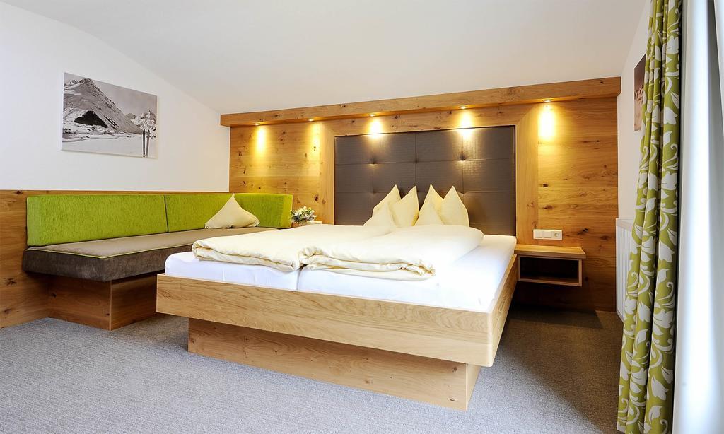 Apart Christine - Silvrettacard-Sommer Inklusive Galtür Kamer foto